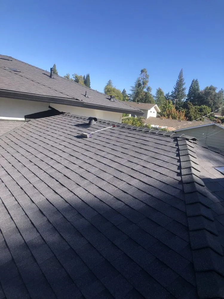 Slide of Perez Handyman & Roofing Construction