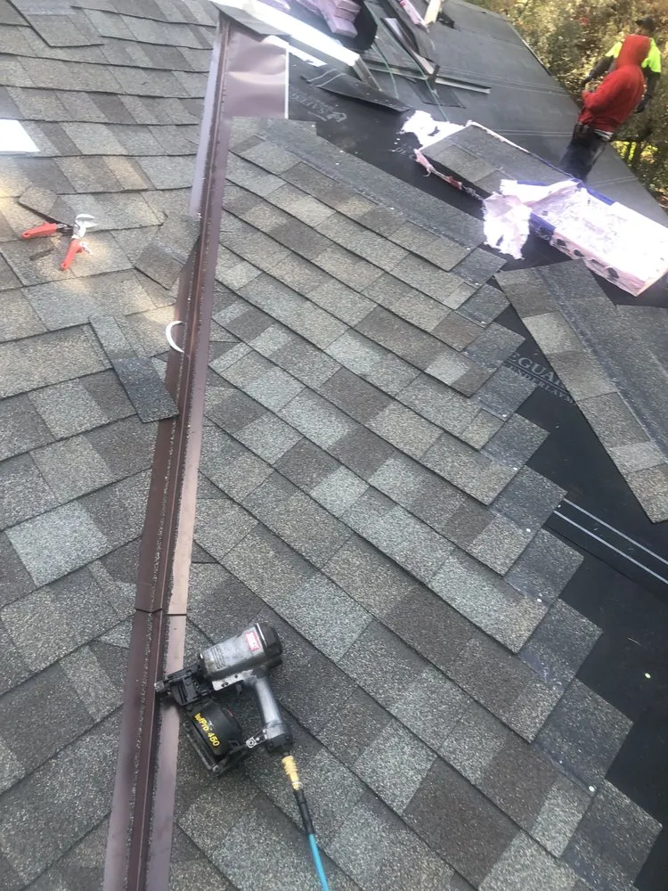 Slide of Perez Handyman & Roofing Construction