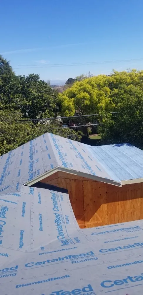 Slide of Perez Roofing