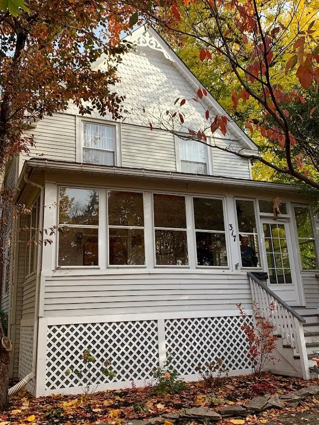 Slide of Perfect 10 Exteriors