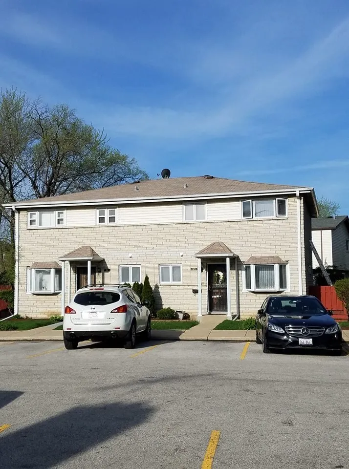 Slide of Perfect 10 Exteriors