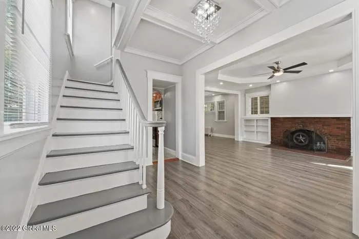 Slide of Perfect Touch Contracting