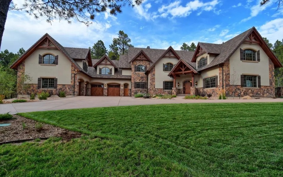 Slide of Perfection Plus Roofing