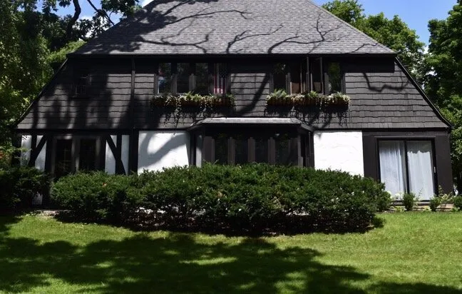 Slide of Performance Exteriors & Contracting