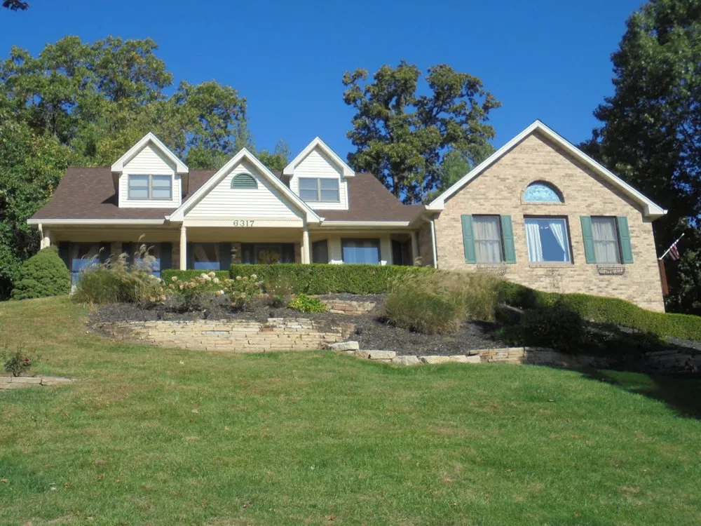 Top-rated flat roof repair in St. Louis, MO - Performance Roofing