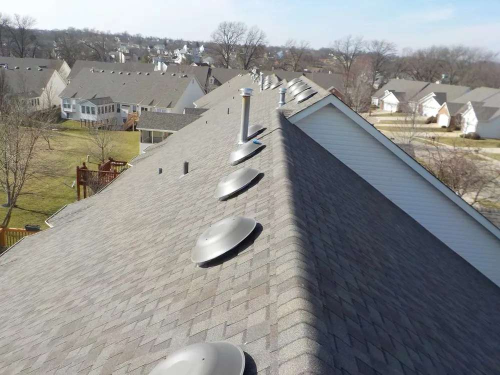 Trusted flat roof repair in St. Louis, MO by Performance Roofing