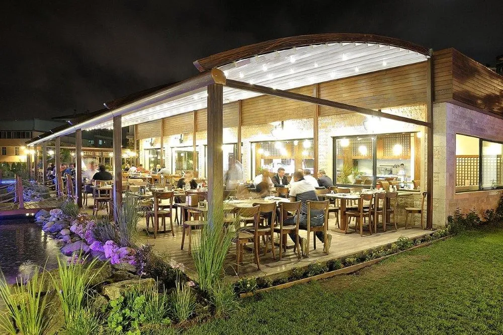 Slide of Pergola Roof