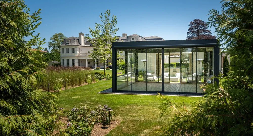 Slide of Pergola Roof