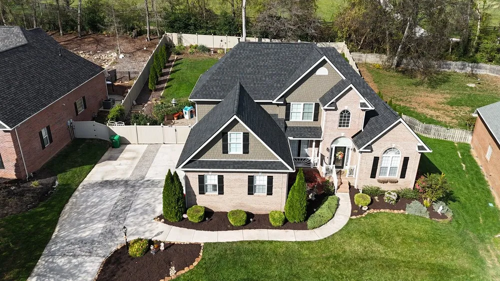 Slide of Perimeter Roofing Nashville