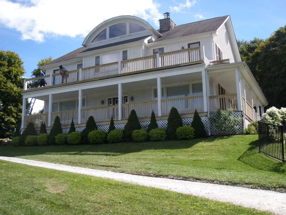 Slide of Perri Logan Group