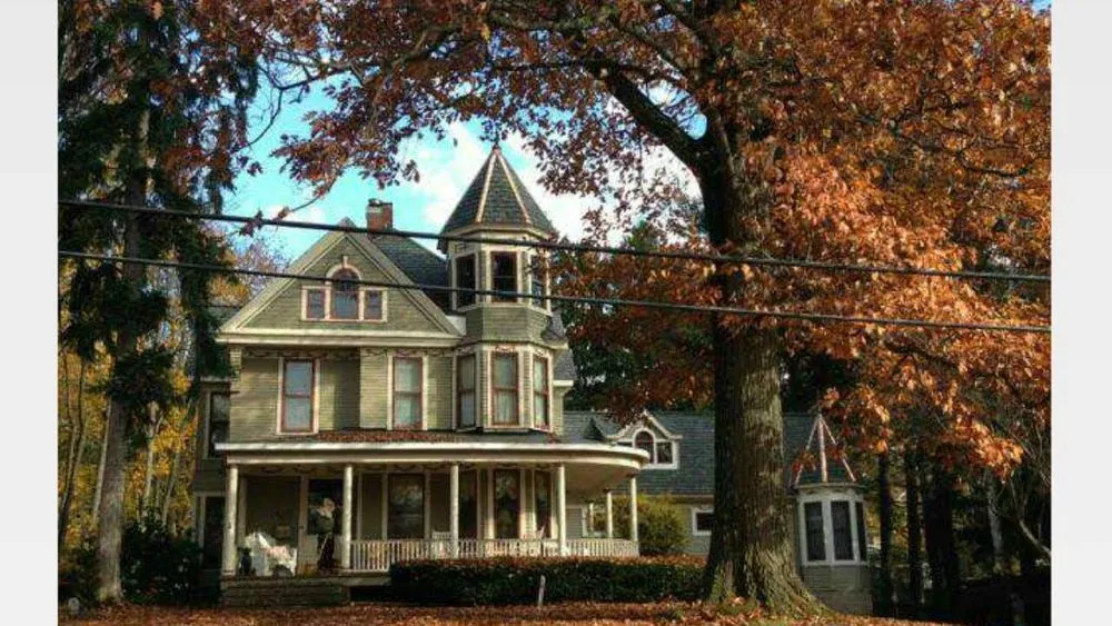 Slide of Peters' Roofing