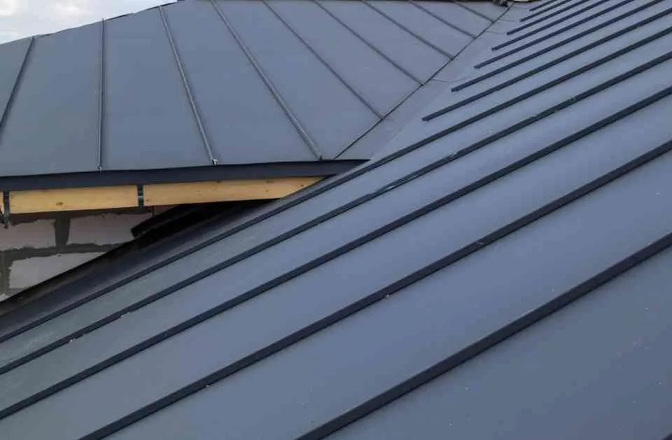 Slide of Petersheim Roofing