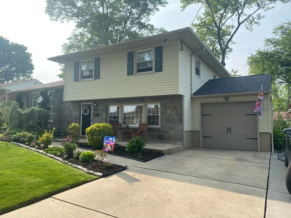 Slide of Pete's Roofing and Son