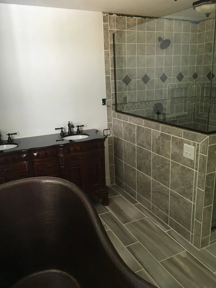 Slide of Pettit Contracting