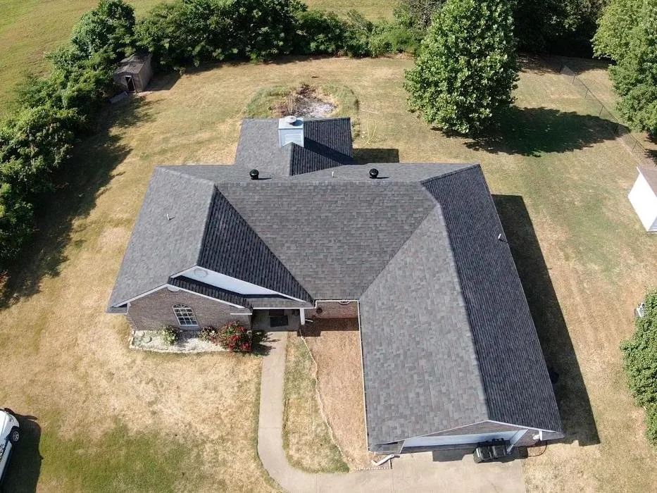 Slide of PG Roofing & Construction