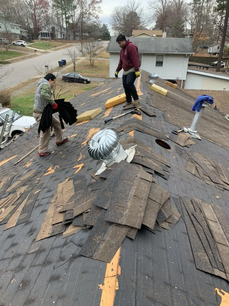 Slide of PhanY Roofing