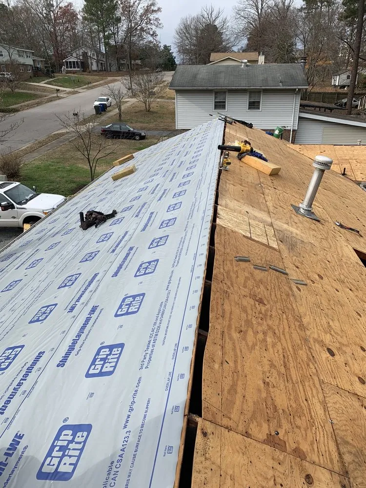 Slide of PhanY Roofing