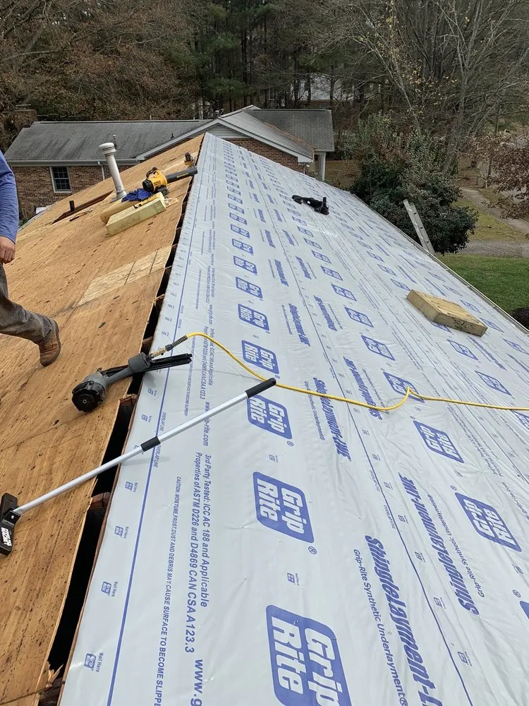 Slide of PhanY Roofing