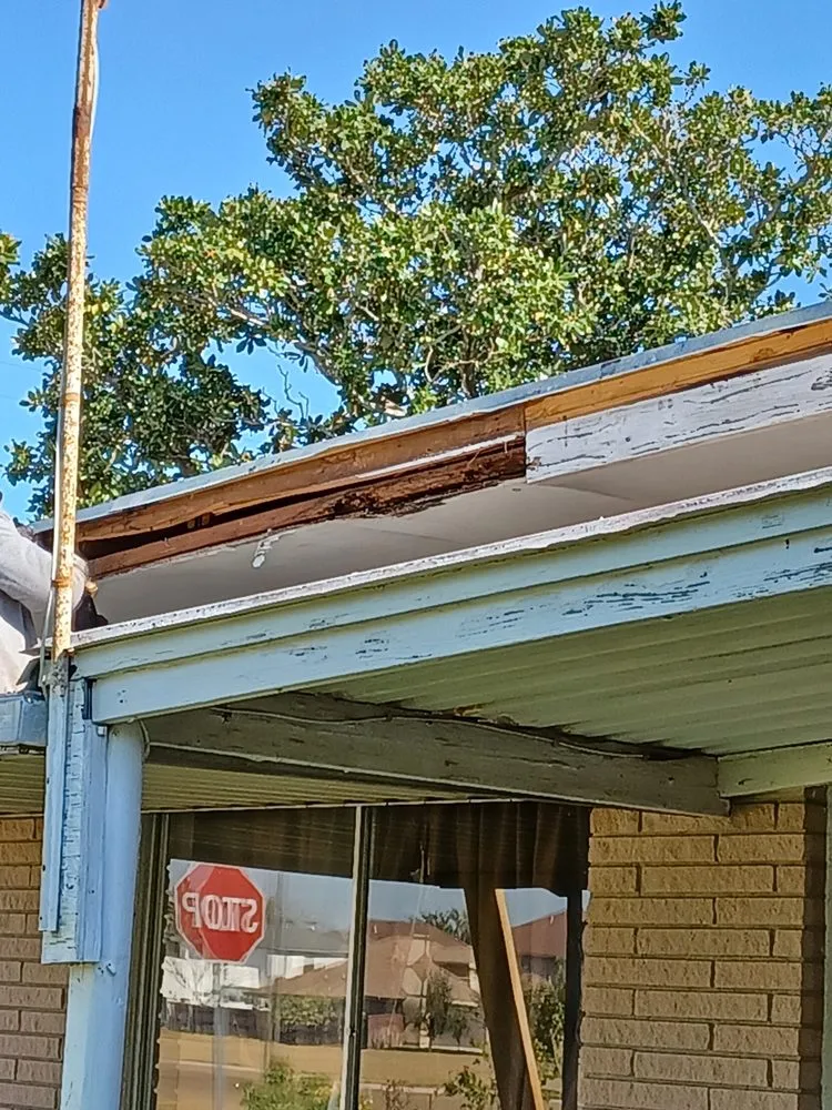 Slide of Phenix Remo & Roofing RGV