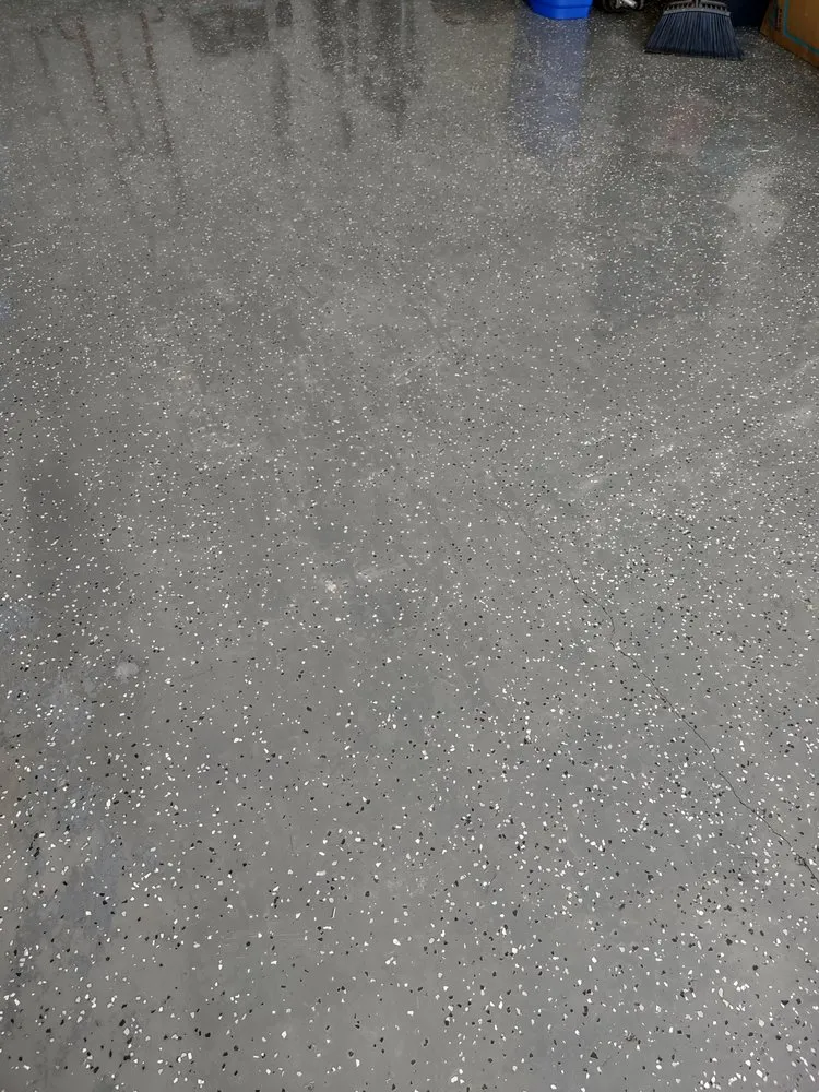 Slide of Phenix Remo & Roofing RGV