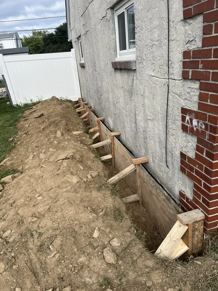 Slide of Phillys Roofing & Construction