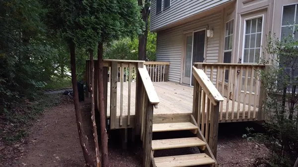 Phils Repair Service Logo