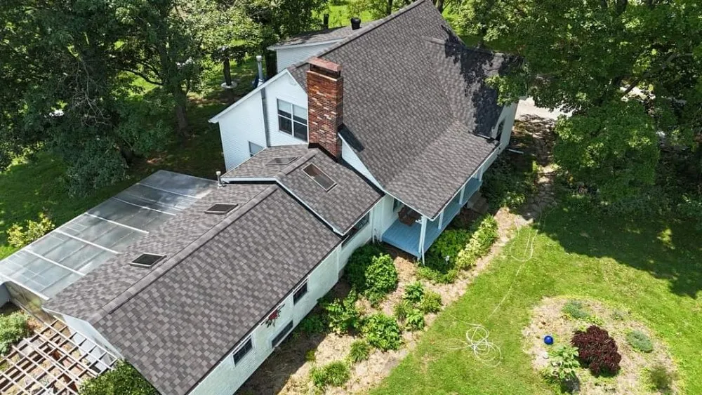 Expert roof repair experts serving Miner, MO - Phoenix Contracting