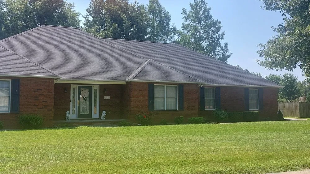 Local metal roofing installation experts serving Miner, MO - Phoenix Contracting