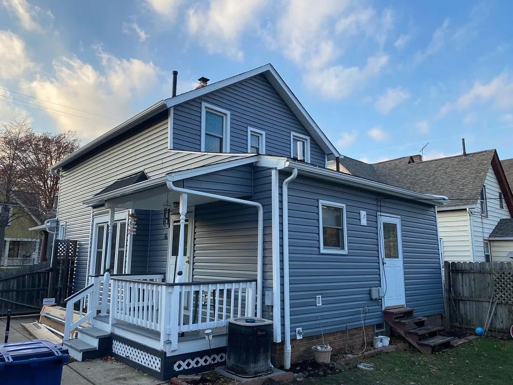 Slide of Phoenix Roofing & Solar