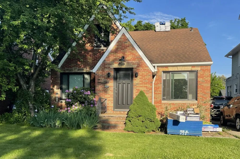 Slide of Phoenix Roofing & Solar