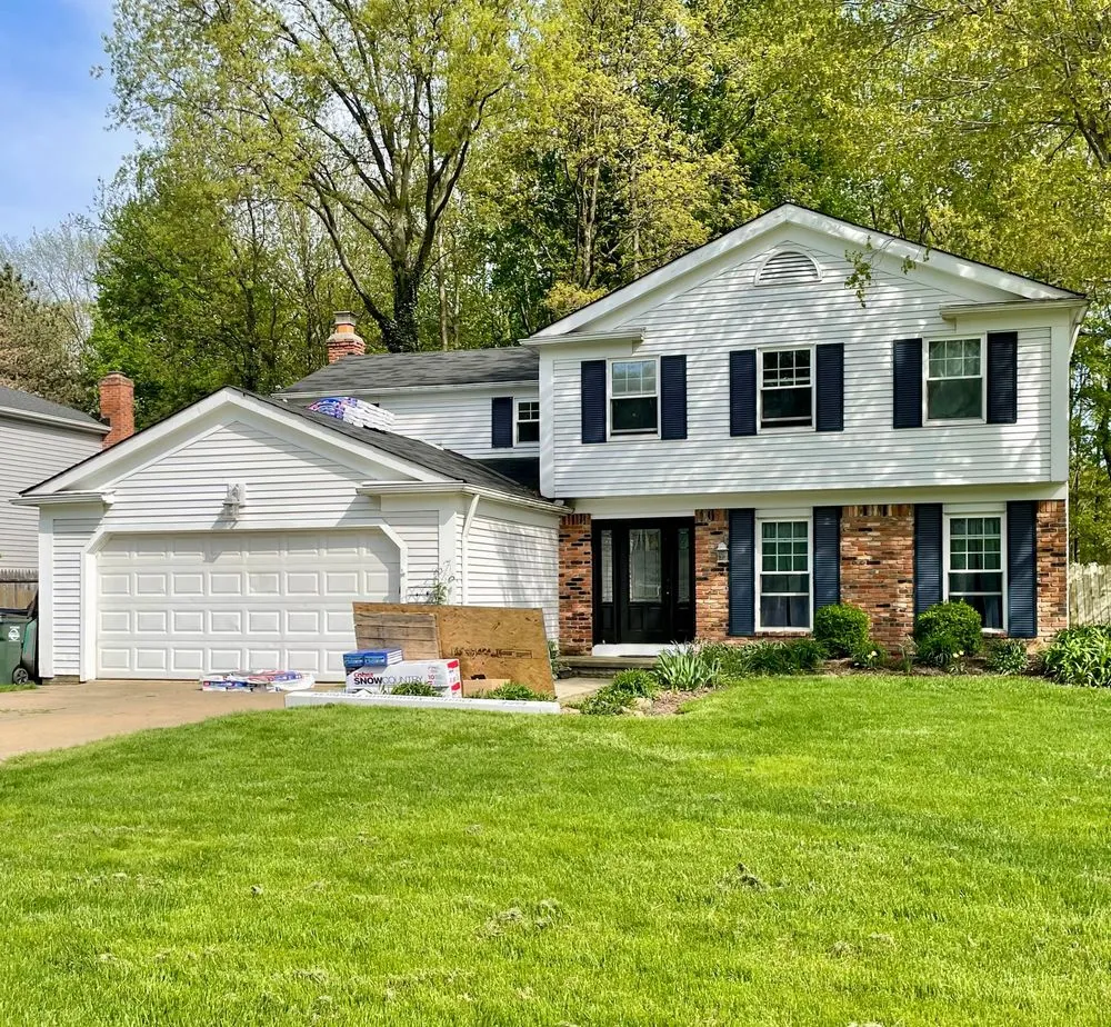 Slide of Phoenix Roofing & Solar