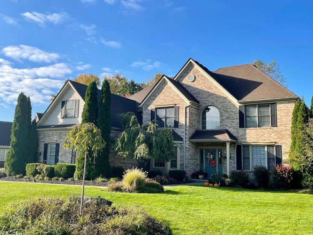 Slide of Phoenix Roofing & Solar