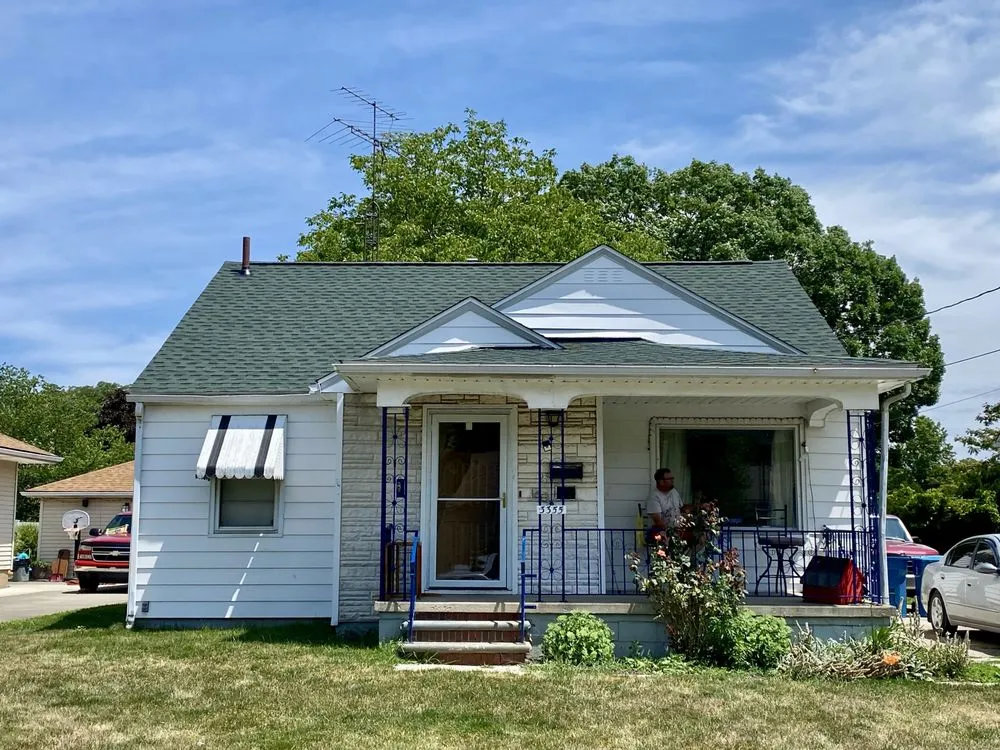 Slide of Phoenix Roofing & Solar