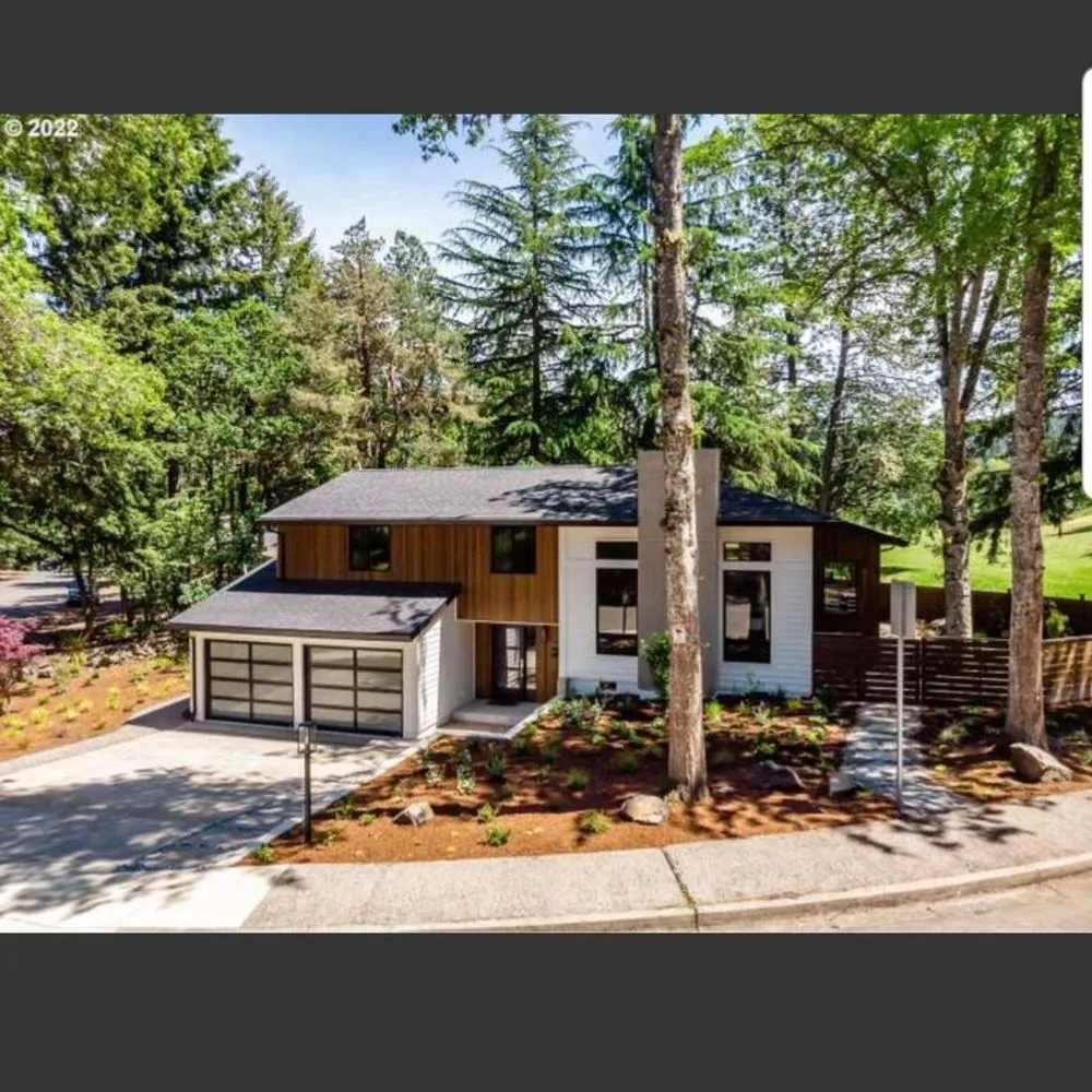 Slide of Picture Perfect Construction