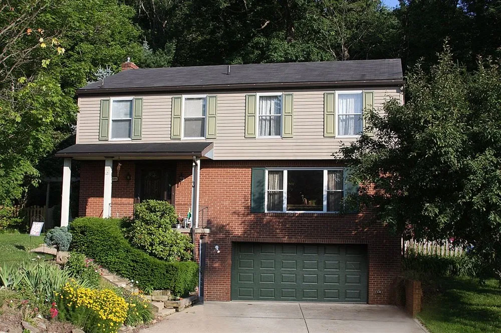 Slide of Pindro Roofing Company