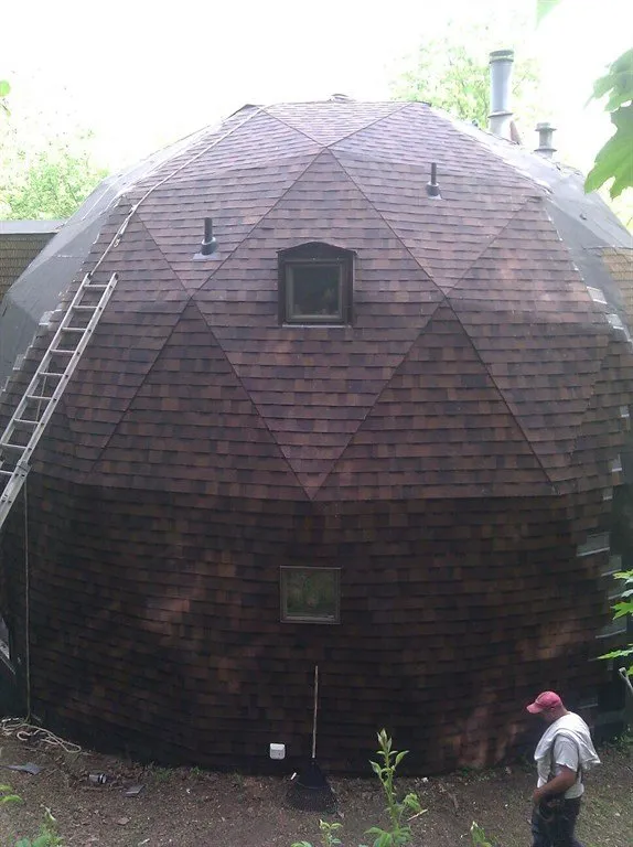 Slide of Pindro Roofing Company