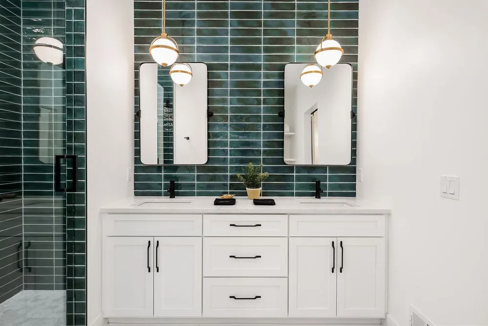 Slide of Pine Creek Construction Inc