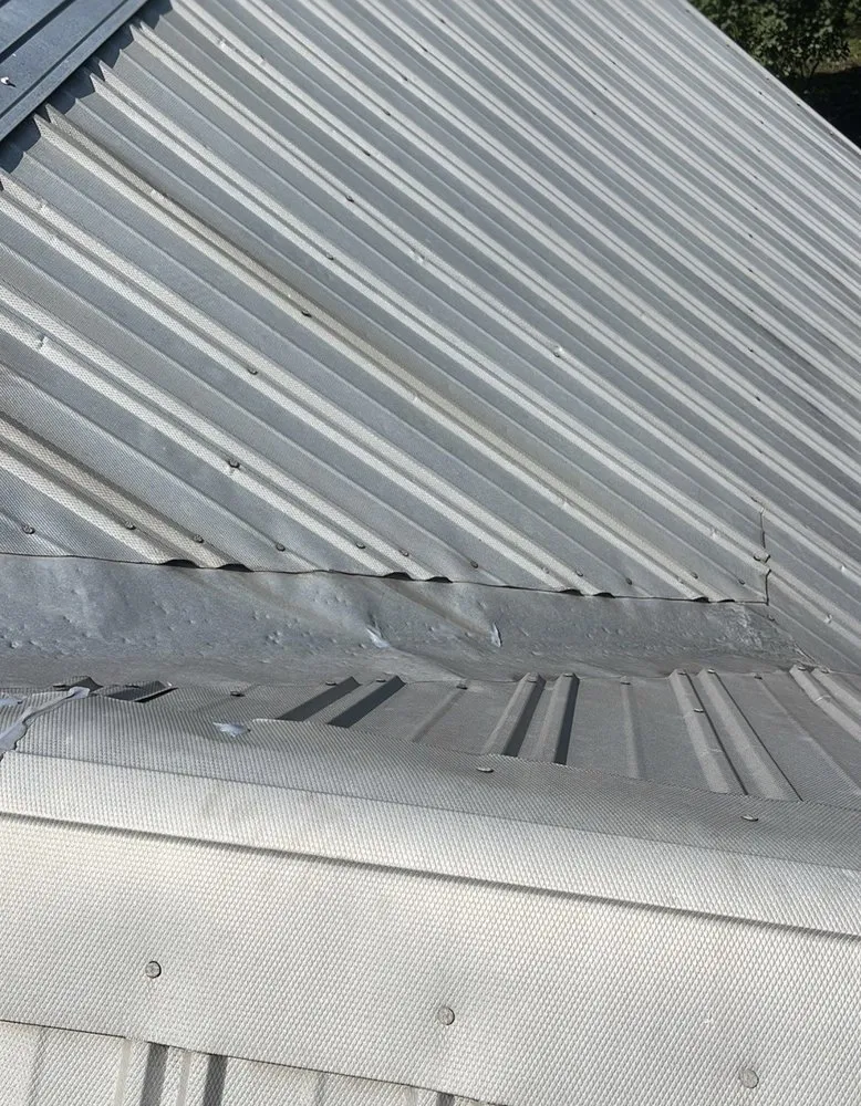 Slide of Pine Ridge Roofing