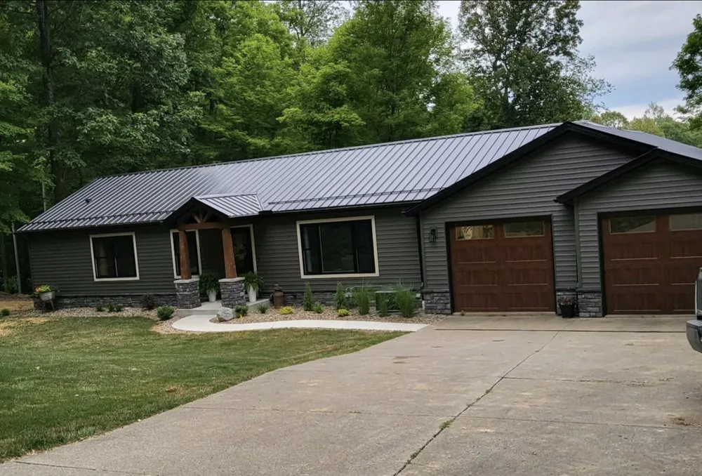 Slide of Pine Ridge Roofing