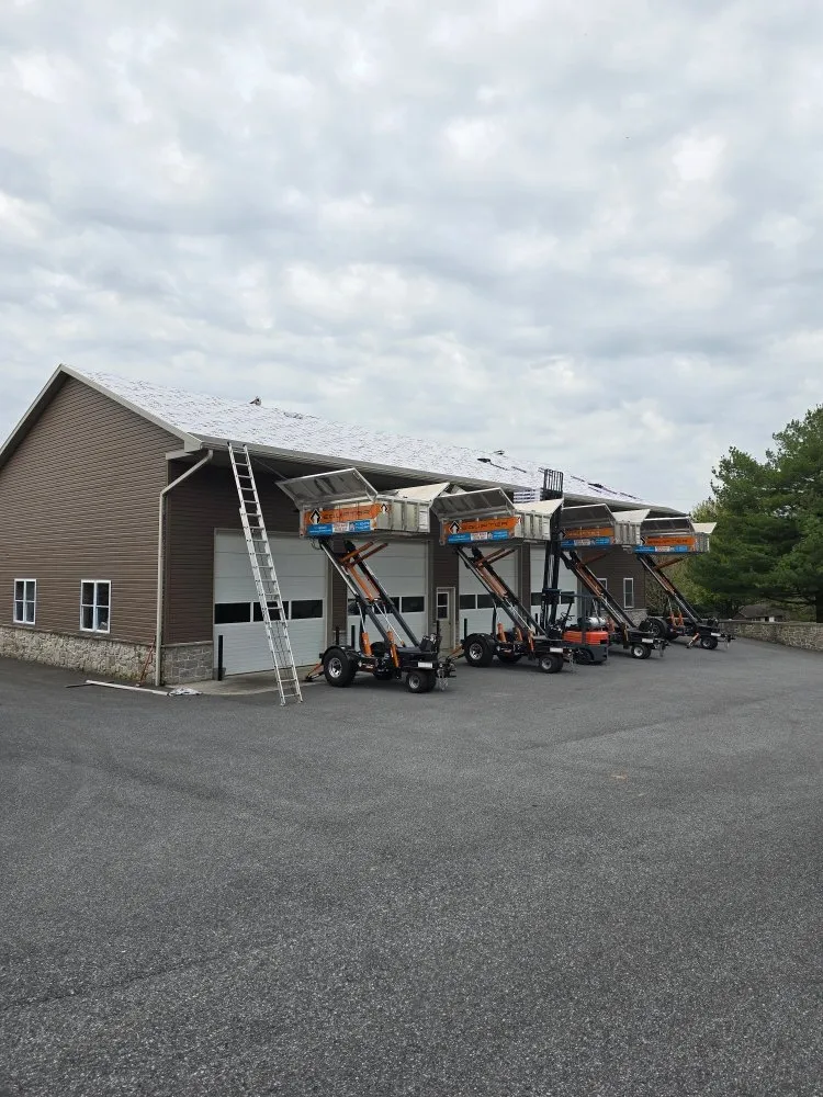 Slide of Pine Tree Exteriors