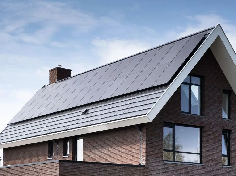 Licensed residential roofing service in St Charles, MO - Pineapple Roofing