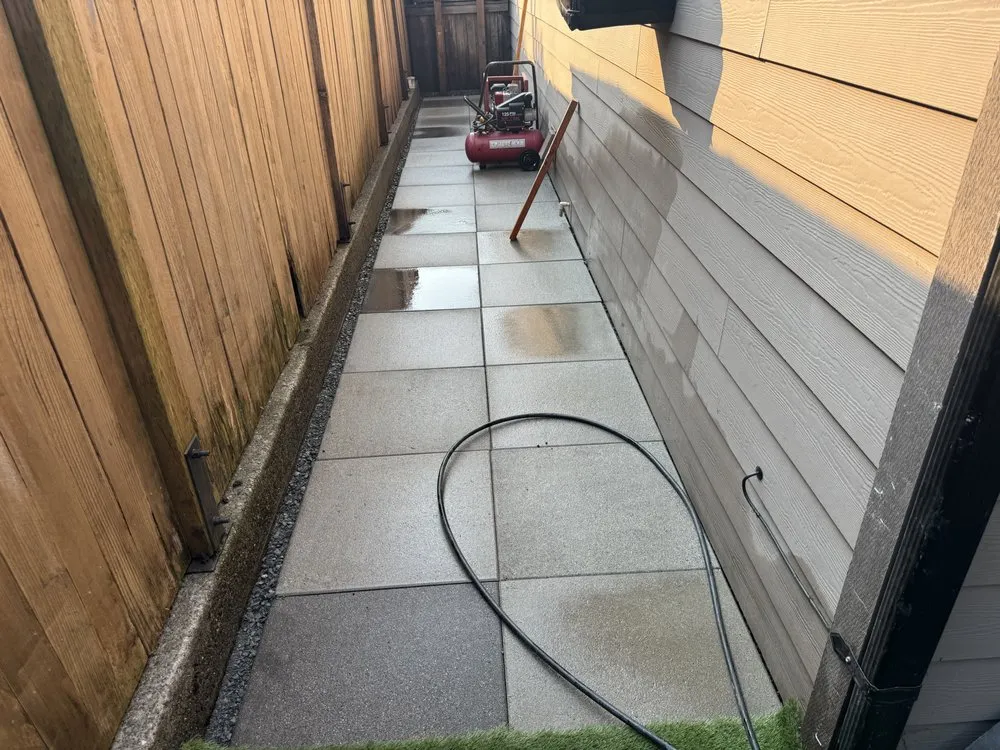 Slide of Pineda General Contractor