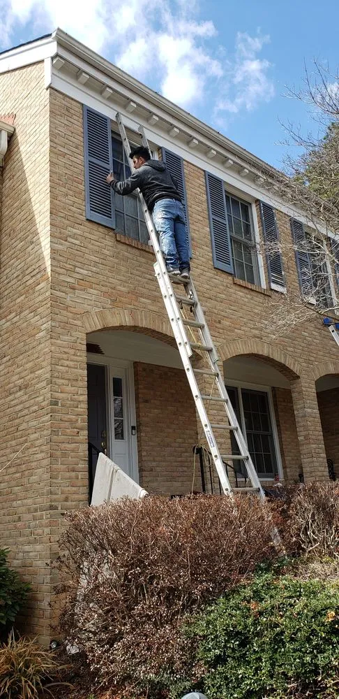 Slide of Pineda Remodeling Service