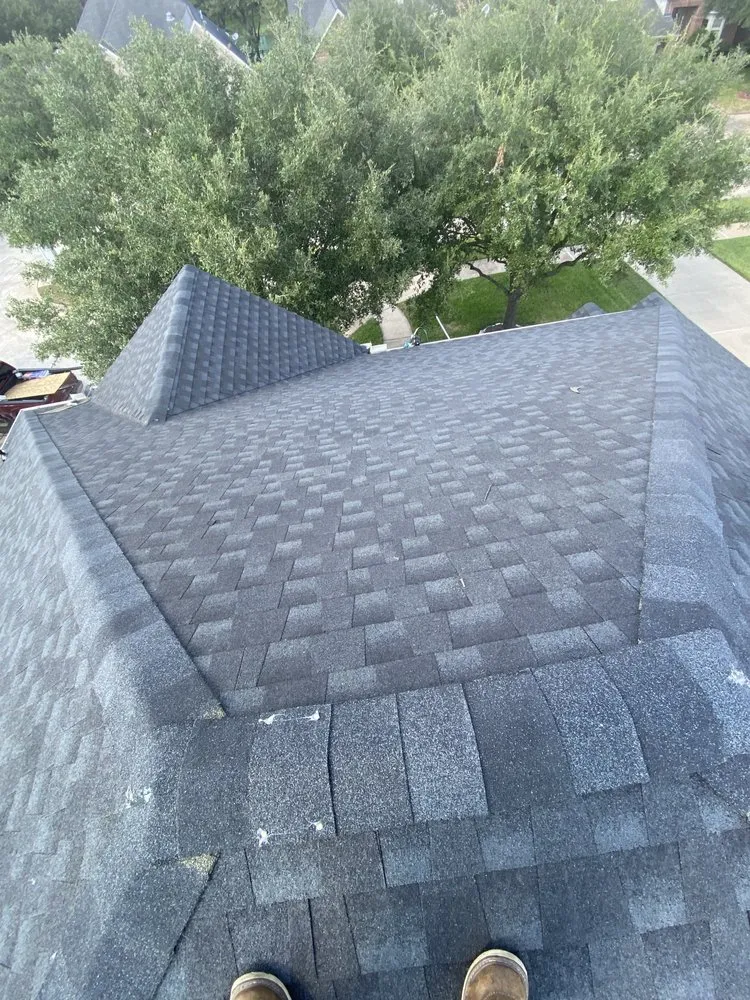 Slide of Pinedas Roofing