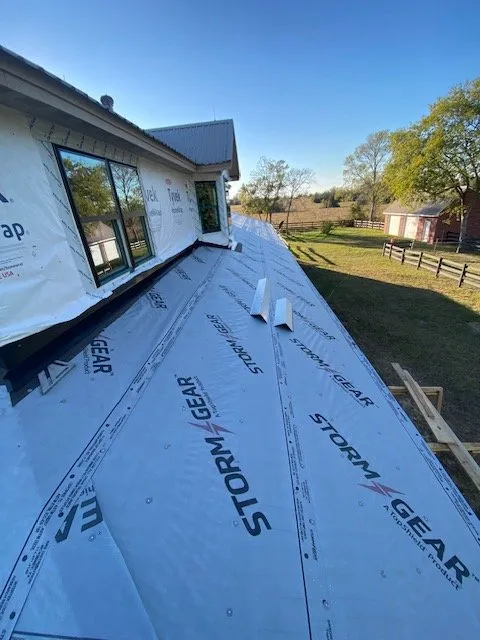 Slide of Pinedas Roofing