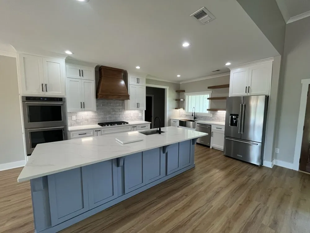 Slide of Pinewood Construction Group