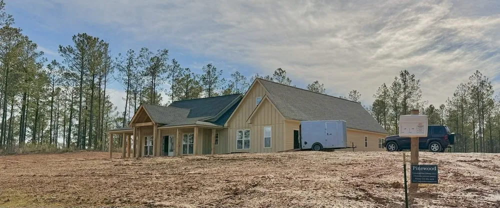 Slide of Pinewood Construction Group