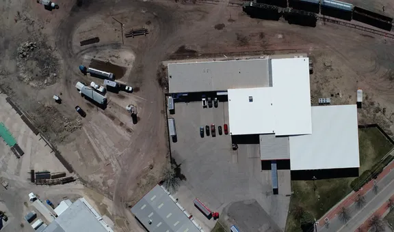 Slide of Pinnacle Construction