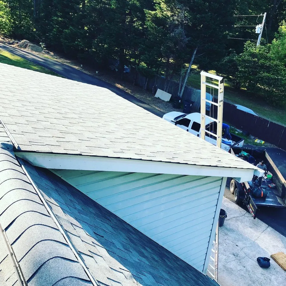 Slide of Pinnacle Construction