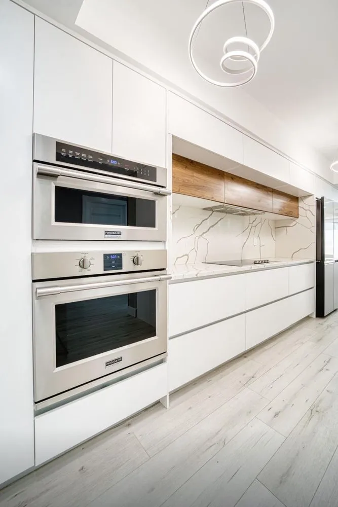 Slide of Pinnacle Design and Build